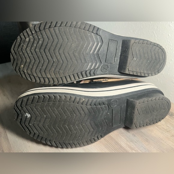 Merona Women's Tan and Black Duck Boots,Winter Boots,Size 7,Good Condition - Picture 5 of 9